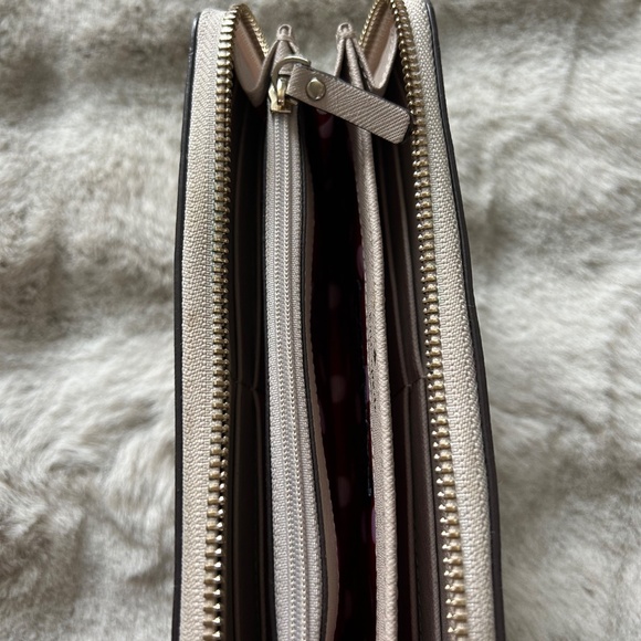 Kate Spade Minnie Mouse Long Zip Around Leather Wallet Tan - Picture 2 of 5